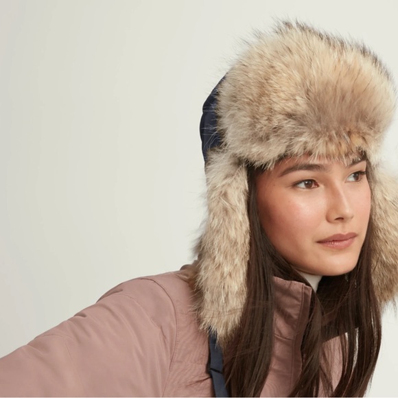 Ladies / Dames Avaiator Hat Canada Goose real fur - Picture 3 of 14